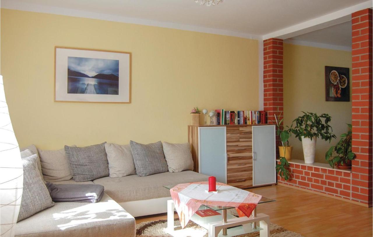 Awesome Apartment In Rostock With Wifi 외부 사진